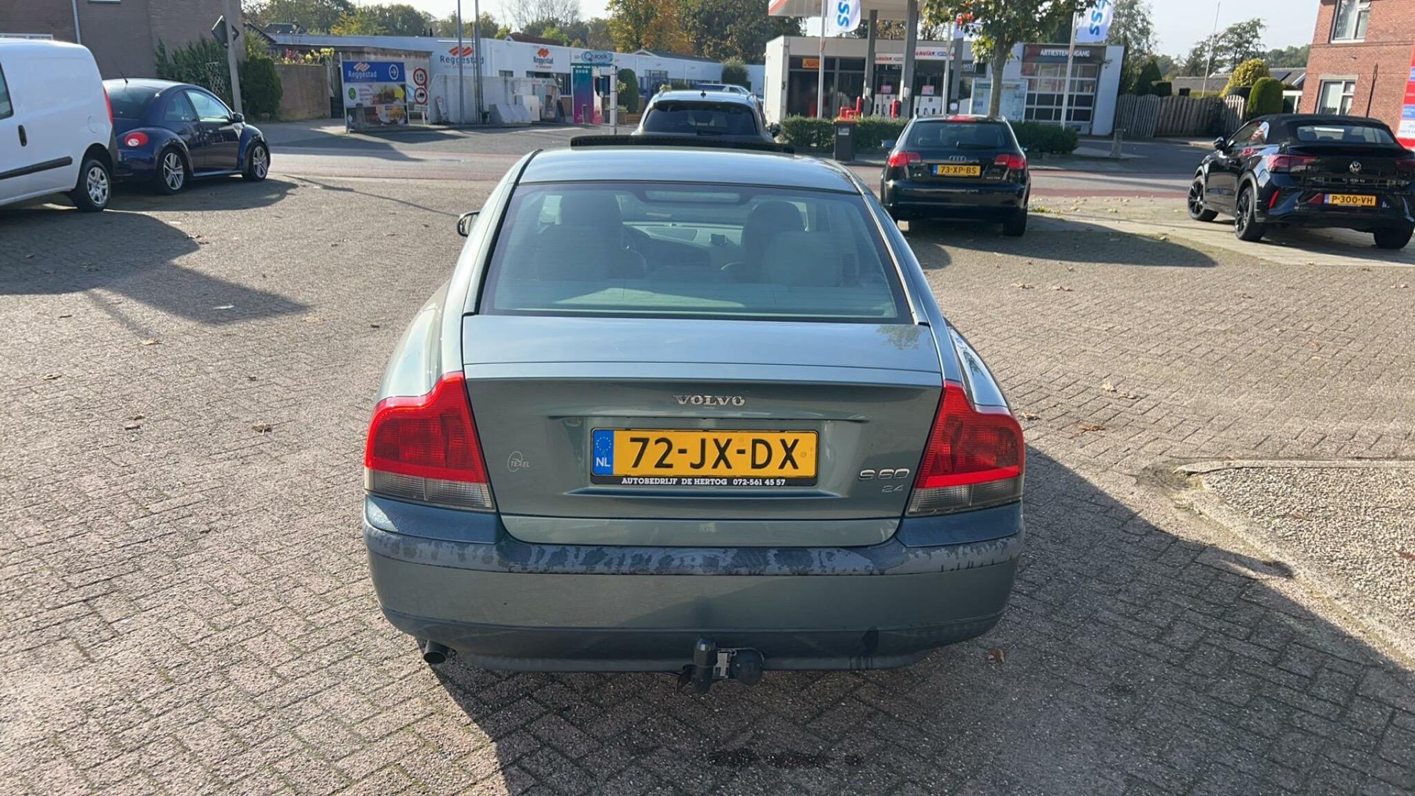 Volvo-S60-4